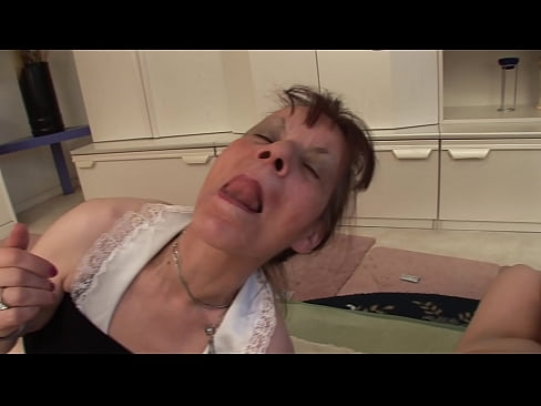 ❤️ Bi amona eta aitona batek hirukotea dute ❤❌ Porno ederra pornoan eu.porno-fuq.ru ❤